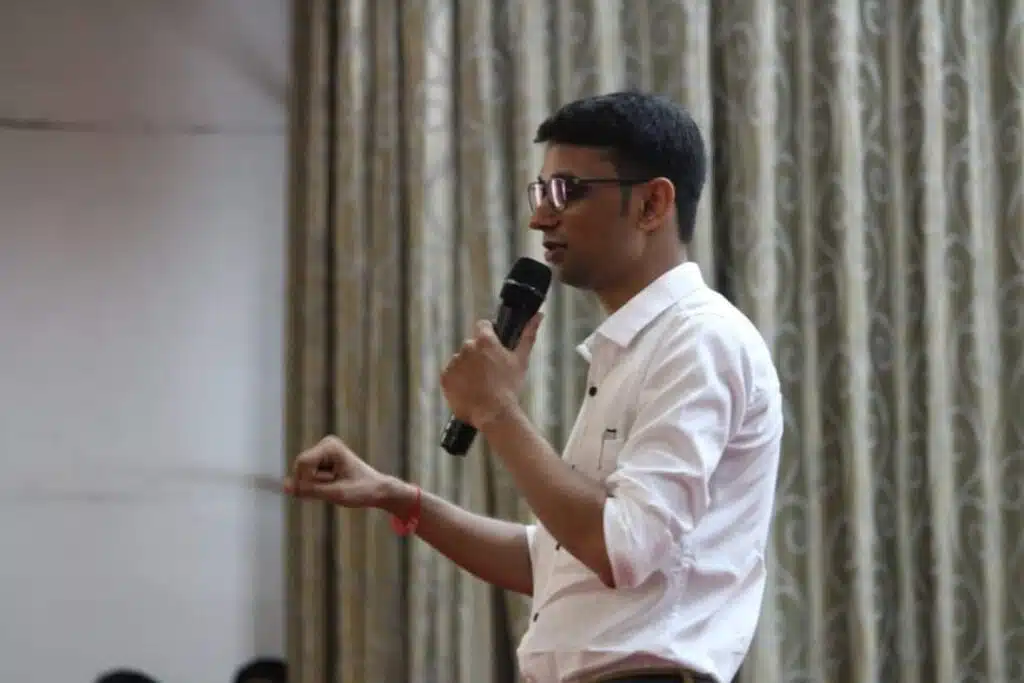 meet chauhan speaker